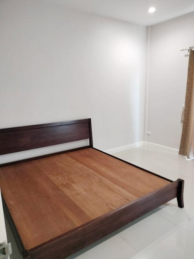 ให้เช่าบ้านเลี้ยงสัตว์ได้ ทาวเฮ้าส์ 2 ชั้น หมู่บ้านบุญฑริคนิวสไตล์ อยู่ลำลูกกา คลอง4 ปทุมธานี ใกล้โรงเรียนแย้มสะอาด,ฟิวเจอร์ 13