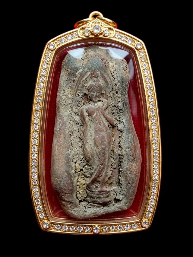 พระกำแพงลีลา กรุวัดป่าสัก กำแพงเพชร