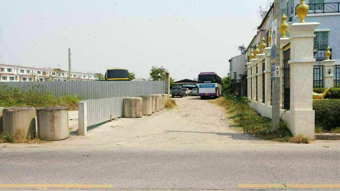 ขายที่ดินเปล่าถมแล้ว 19-3-26 ไร่ ถ.ศรีนครินทร์-ร่มเกล้าตัดใหม่ กรุงเทพกรีฑา ซอย 7 แขวงหัวหมาก เขตบางกะปิ กรุงเทพๆ 2