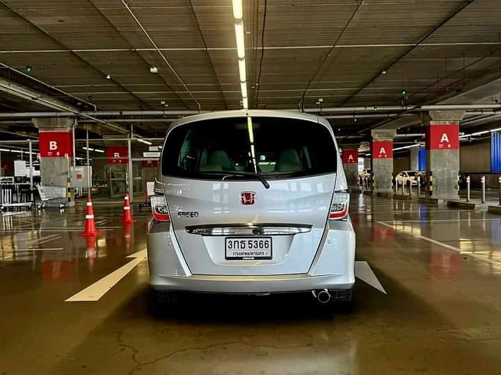 Honda Freed สภาพดี 4