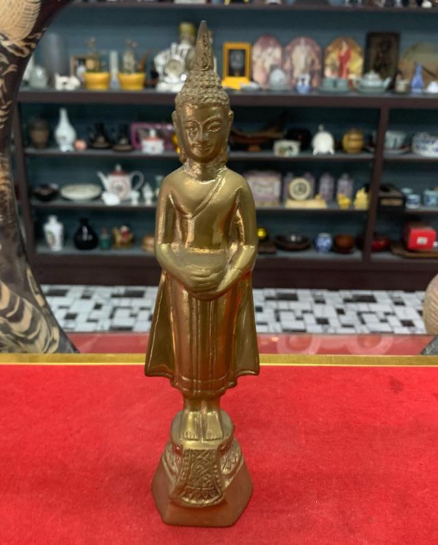 พระทองเหลือง 3