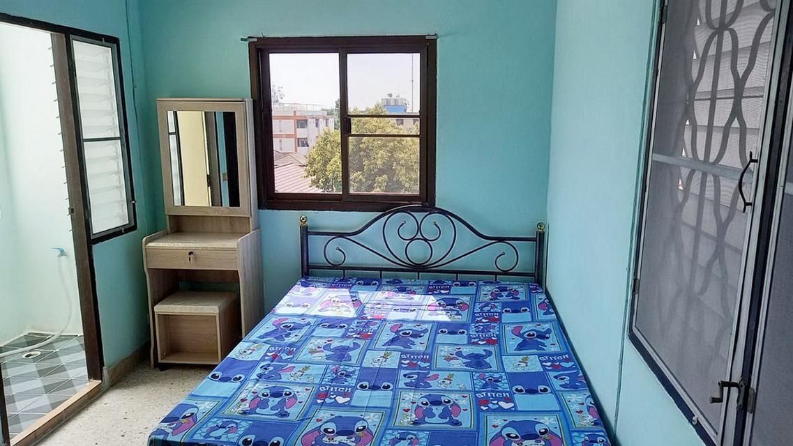 ห้องพักสตรี ตรงข้ามมหาวิทยาลัยรังสิต หอพักสตรีแคมป์ปัส 1