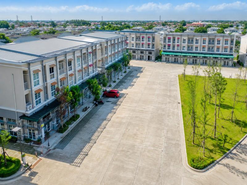 ม.อัสสัมชัญ สุวรรณภูมิ 900 ม.พร้อมเฟอร์ฯ โฮมออฟฟิศ 3.5 ชั้นดีไซน์สไตล์ยุโรป ฟังก์ชั่น 2 นอน 3 น้ำ ใ 1