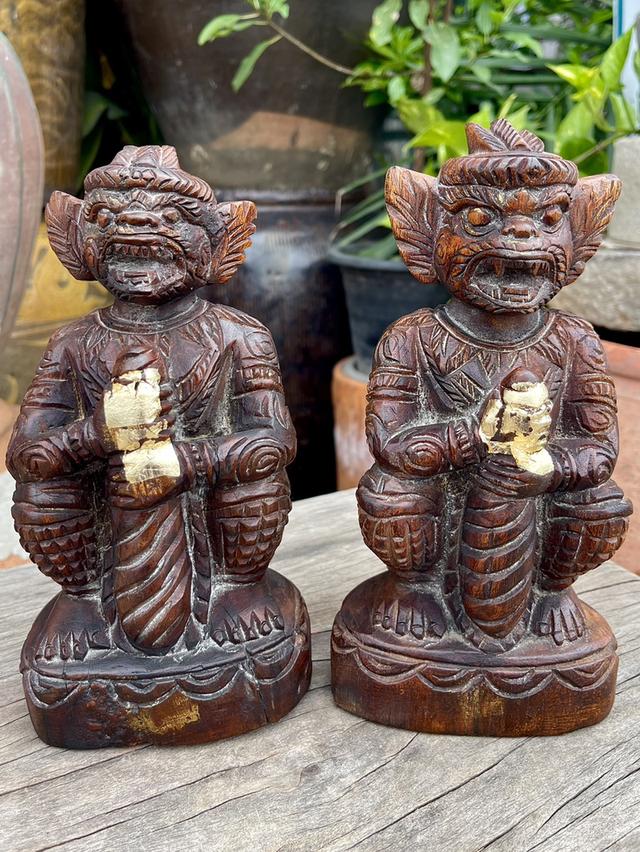 หนุมานแกะสลัก ไม้สัก ขนาดสูง9นิ้ว หนุมานจับหลัก หลวงพ่อดิ่ง วัดบางวัว