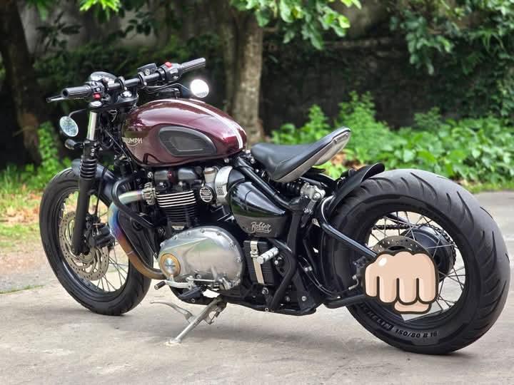 Triumph Bonneville Bobber 2017 2