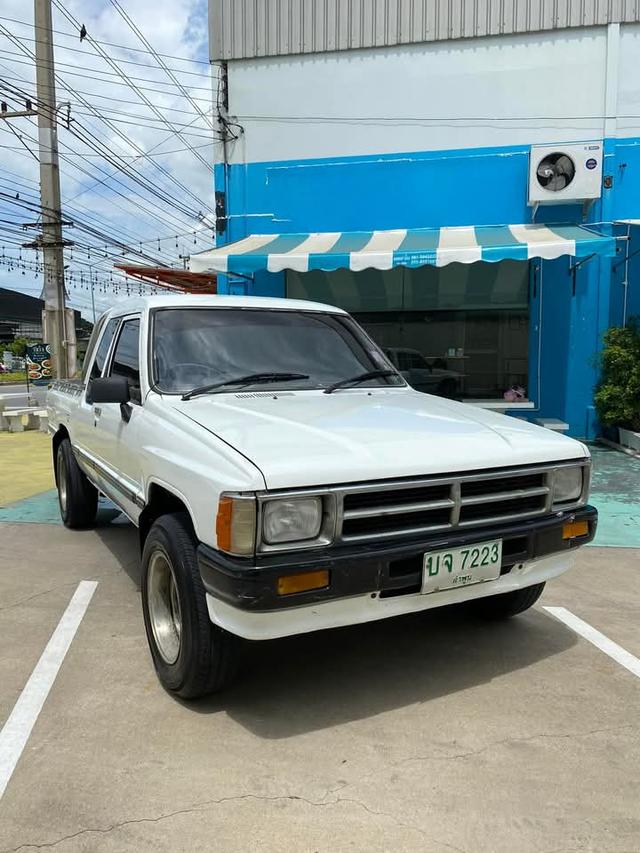 TOYOTA HILUX HERO CAB สีขาว 5