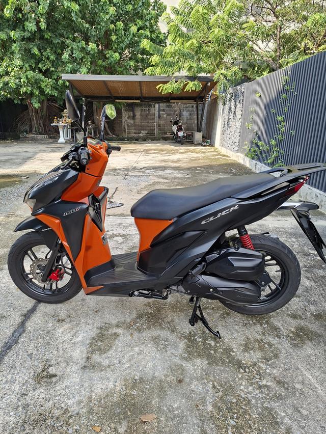 รถจักรยานยนต์ Honda Click 150i