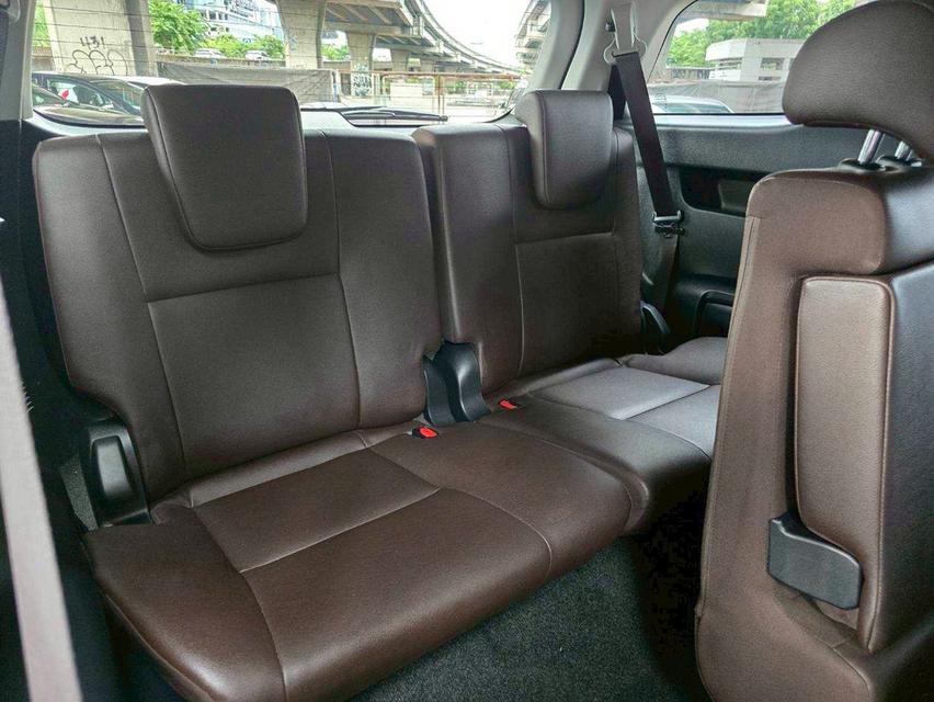 Toyota Fortuner 2.4V ปี16 13