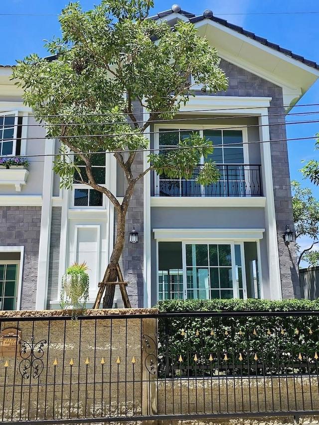 ให้เช่าบ้านเดี่ยวหลังใหญ่ เพรสทีจ ฟิวเจอร์ รังสิต **4 ห้องนอน | 3 ห้องน้ำ | 2 ที่จอดรถ **พื้นที่ใช้สอย 155 ตร.ม. / ที่ดิน 51 ตร.วา **Fully furnished 2