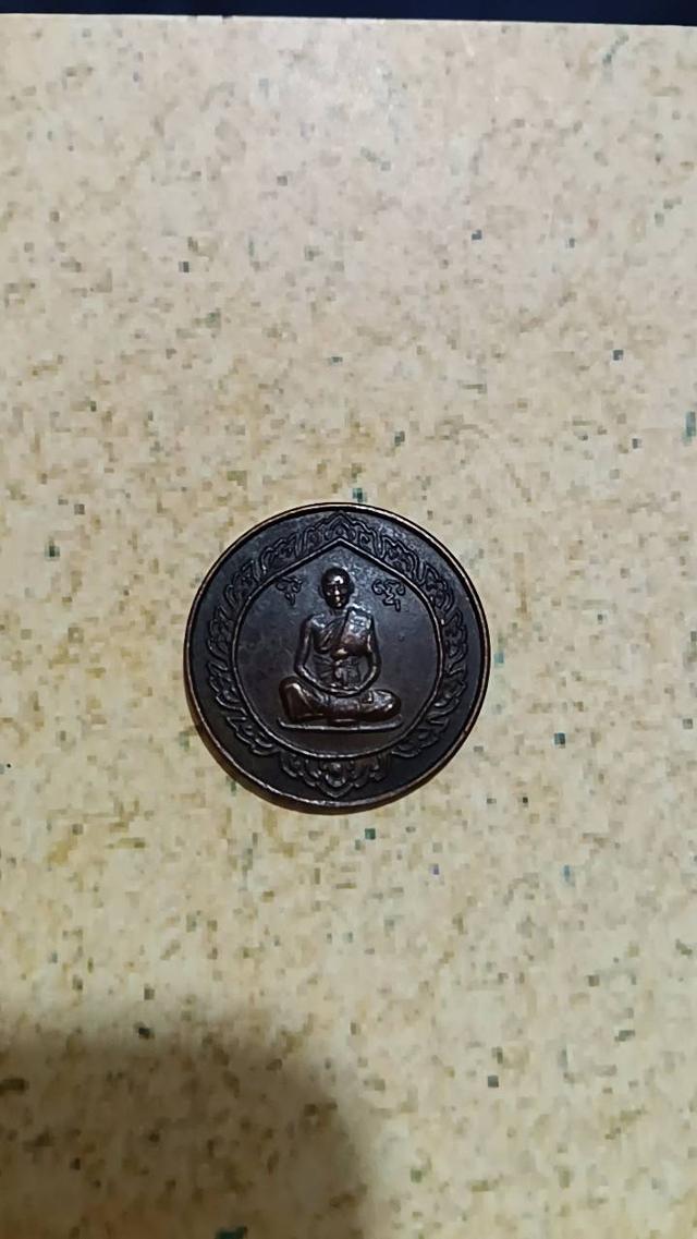 หลวงพ่อจำลอง วัดเจดีย์แดง
