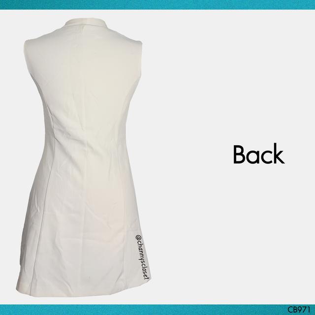 USED Pomelo - Cream Button Wrapover Mini Dress | เดรสสั้นสีครีม สีขาว เดรสป้ายหน้า แขนกุด สีพื้น สายฝอ แท้ มือสอง