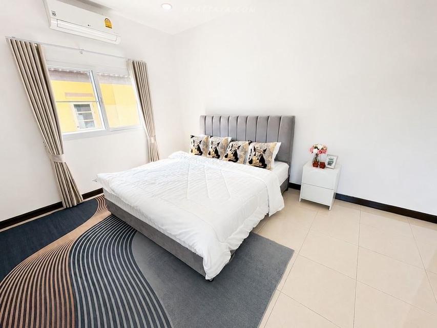 For Rent — Renovated Pool Villa at Pattaya Park Hill VillageNewly renovated pool villa, fully furnished and ready to move in. East Pattaya 7
