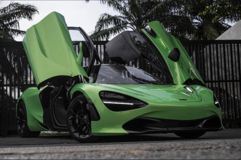 sale-mclaren-720s-coupe-performance-21-fulloption-driven-11800-mile