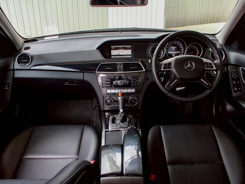 BENZ C200 CGI BlueEFFICIENCY ปี 2013