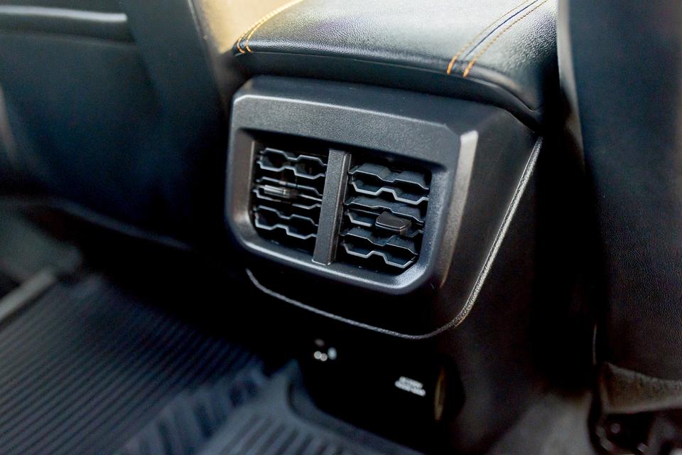 Ford Ranger 2.0Wildtrak ปี23 16