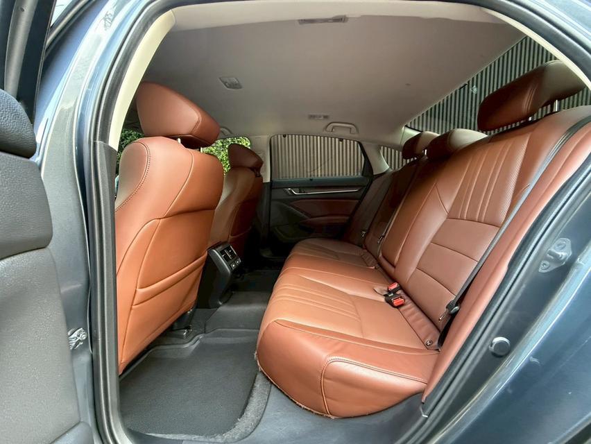 Honda Accord MNC ปี 2022 แต่งแน่นทั้งคัน ของแต่งหลักแสน ราคาต่ำกว่าล้าน รูปที่ 9