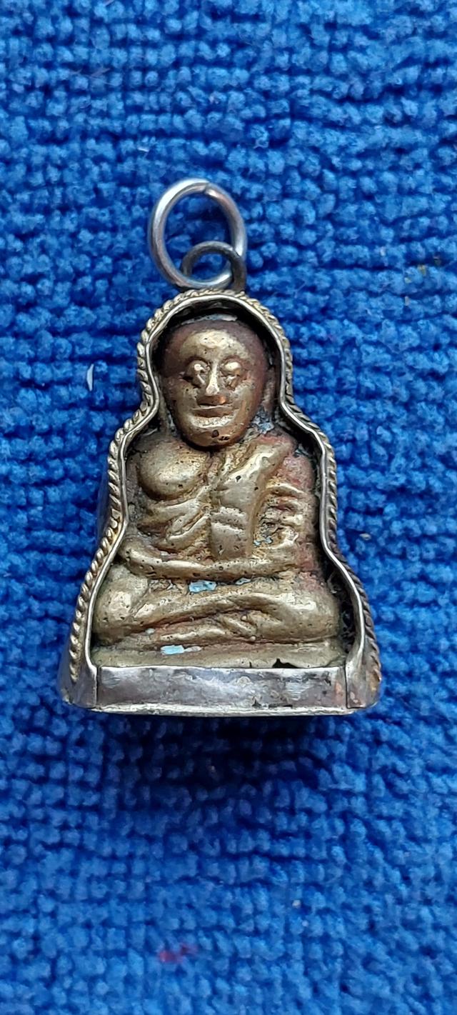 หลวงพ่อเงินวัดทุ่งน้อย