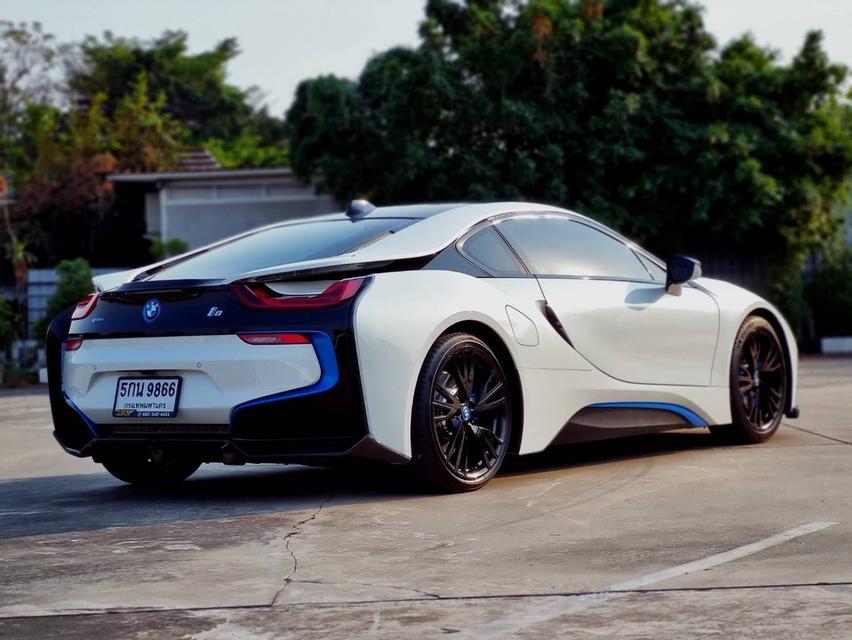 BMW i8 Pure Impulse ปี 2015 ไมล์ 61,xxx km  4