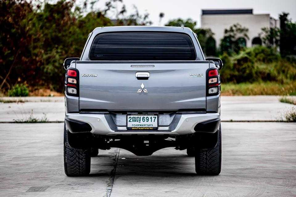 #MITSUBISHI #TRITON 2.5 GL ดีเซล MEGA CAB ปี 2017 สีเทา ไมล์แท้ 84,000 km. 6