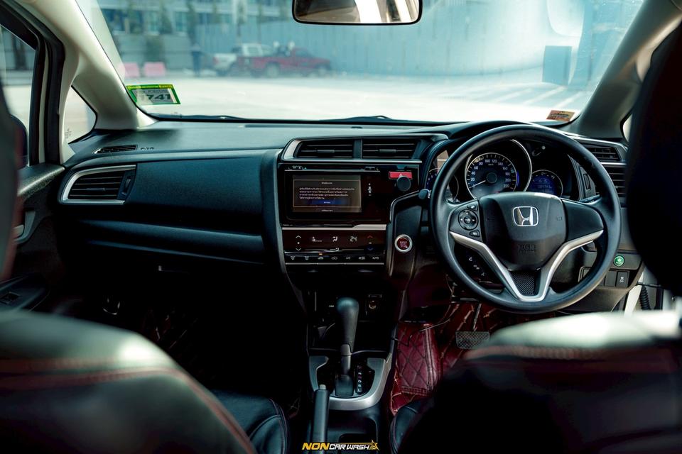 รถยนต์ Honda jazz gk 2014 7