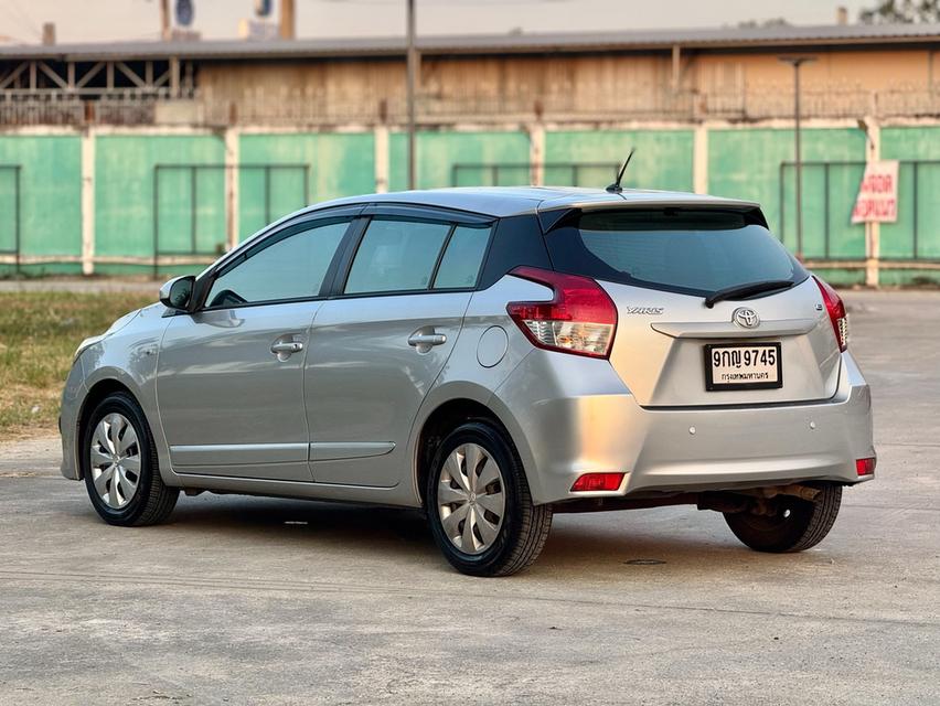 TOYOTA NEW YARIS  1.2E Y 2015 11