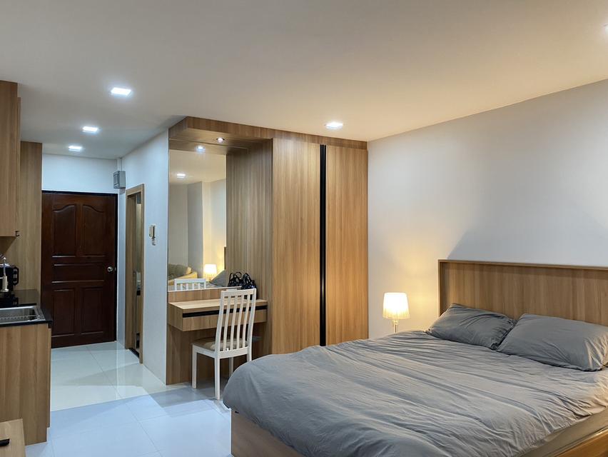 ให้เช่าวิวทะเล1 คอนโด 30 ตารางเมตร พัทยา มีรถประจำทางผ่าน 8