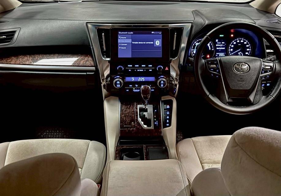 Toyota vellfire 2.5 hybrid X ปี 2021 12