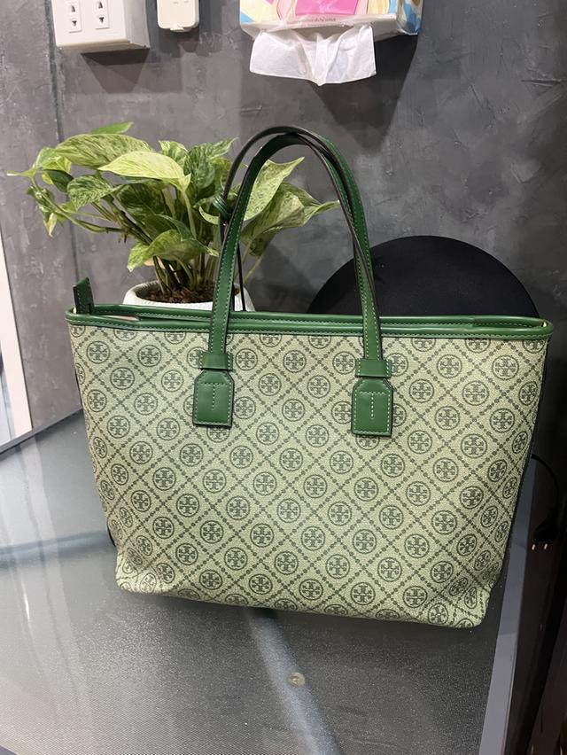 กระเป๋า รองเท้า มือสอง