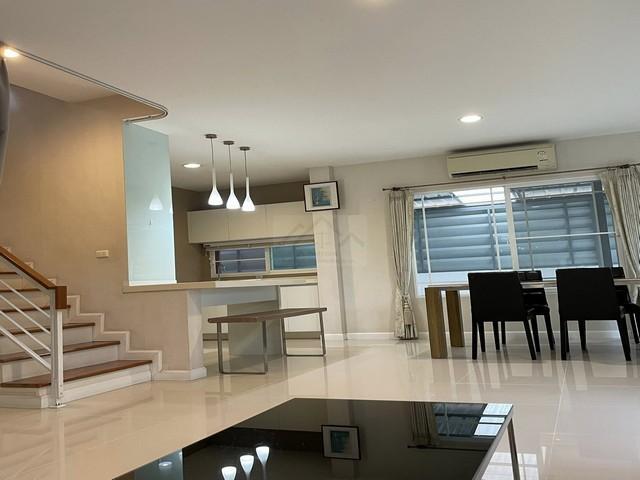 ให้เช่าบ้านเดี่ยว 2 ชั้น โครงการ  Manthana Rama 9-Srinakarin  11