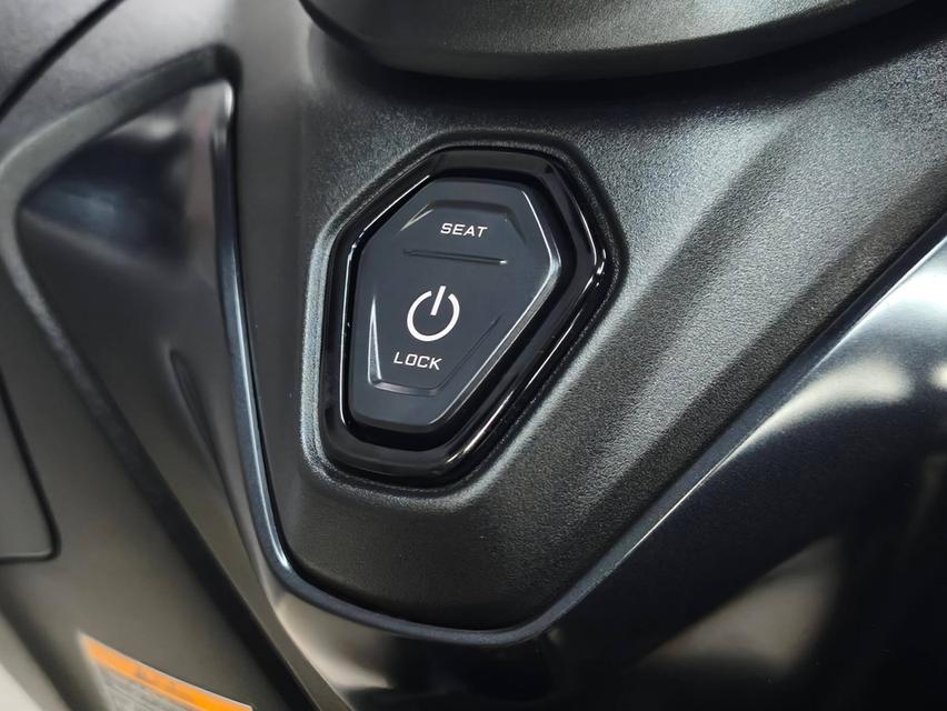 YAMAHA TMAX560 ปี 2024 ABS ออกรถ 0 บาท ไม่ต้องใช้เงินดาวน์ รูปที่ 12