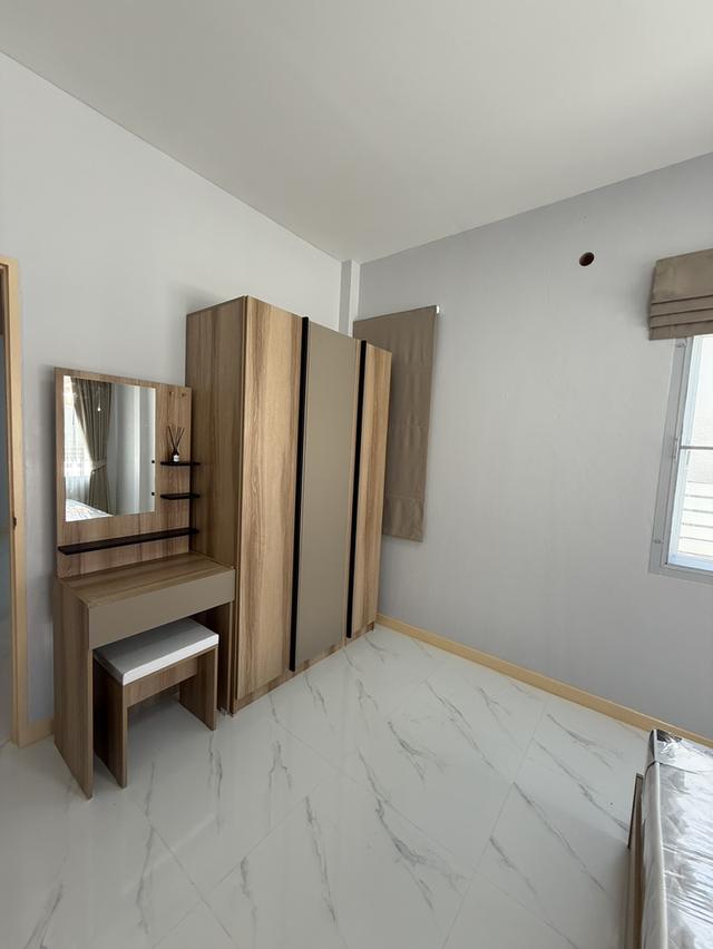 หมู่บ้านนันทวัน 10 เลียบวารี 13