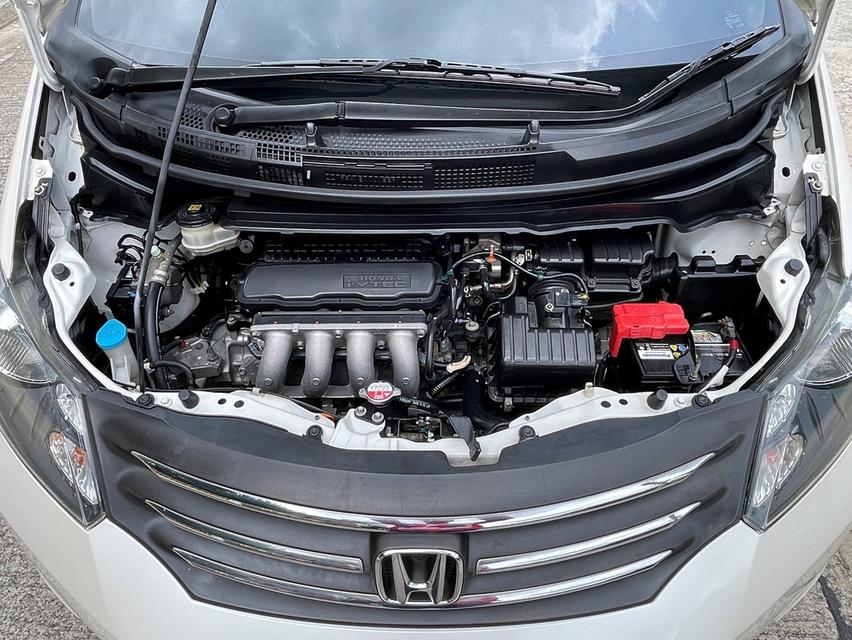ขาย Honda Freed 1.5SE ปี12 15
