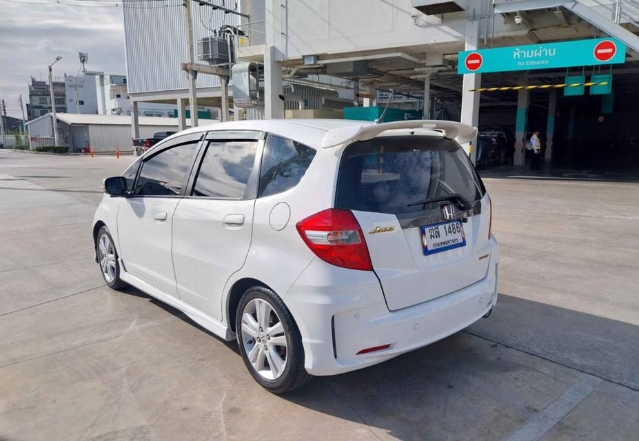 ปล่อยต่อรถยนต์ Honda Jazz จังหวัด เชียงใหม่ 3