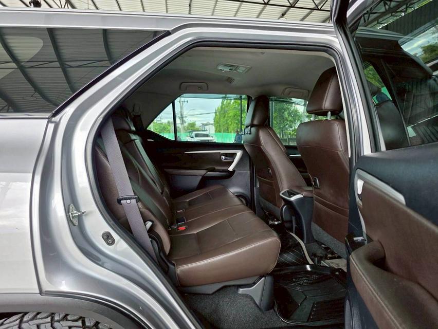 ขาย Toyota fortuner 2.4V 4wd ปี18 13