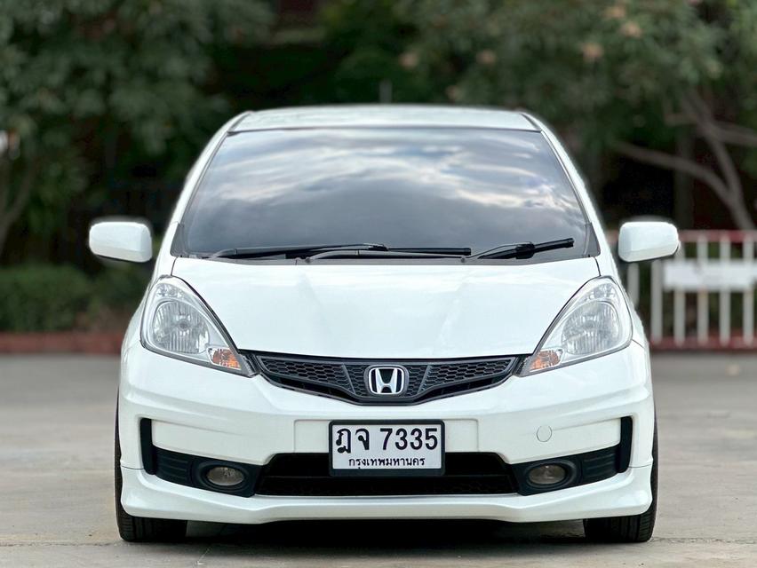 รหัสรถ PAT7335 HONDA JAZZ 1.5V เกียร์ออโต้ ปี 2010 สีขาว รูปย่อยที่ 2