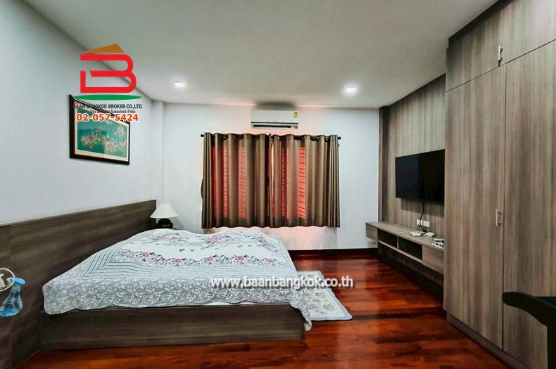 บ้านเดี่ยว หมู่บ้านประชาชื่น (ใกล้มหาวิทยาลัยธุรกิจบัณฑิตย์) เนื้อที่ 72 ตรว. ตำบลบางตลาด อำเภอปากเกร็ด จังหวัดนนทบุรี 9