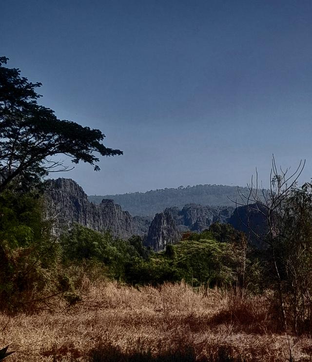 ที่ดินในอ้อมกอดขุนเขาใจกลางบ้านมุง(เนินมะปราง)จุดเช็คอินยอดนิยมของพิษณุโลก 2