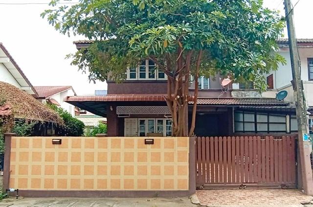 ฟิวเจอร์พาร์ค รังสิต 4.6 กม. ให้เช่าบ้านเดี่ยว 2 ชั้น 41 ตร.วา.220 ตร.ม รร.นานาชาติสยาม 1.4 กม. ตลาดพระรูปคลอง 2 1.8 กม 1