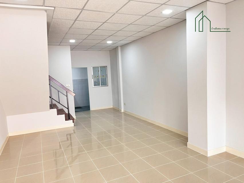 ทาวน์เฮ้าส์ 2 ชั้น หมู่บ้านชายคลอง รีโนเวทพร้อมอยู่ 19