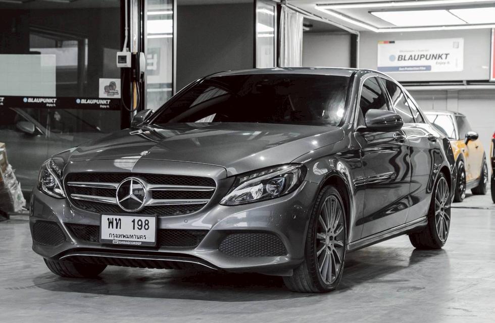 รหัสรถ 67GG198 Benz C350e AV 2017