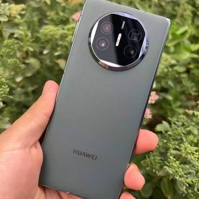 Huawei Mate X5 1
