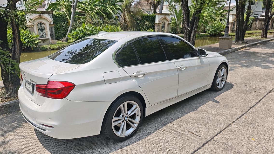 รถยนต์ BMW320D ปี17 เจ้าของขายเอง ดูแลอย่างดี รูปย่อยที่ 2