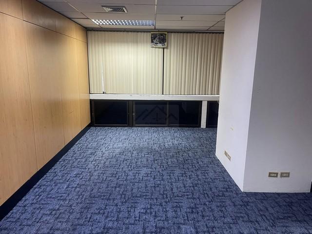 ให้เช่าสำนักงาน 269 ตรม. อาคาร Ocean Tower 1 โอเชี่ยน ชั้น 14 ถนนรัชดาภิเษก ทำเลทอง ใกล้แยกอโศก ใกล้ BTS Asoke กับ MRT สุขุมวิท เดินทางสะดวก 9