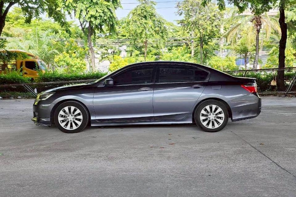 ขายรถ Honda Accord 2.0 EL AT ปี 2015 รถสวย สภาพดี 8