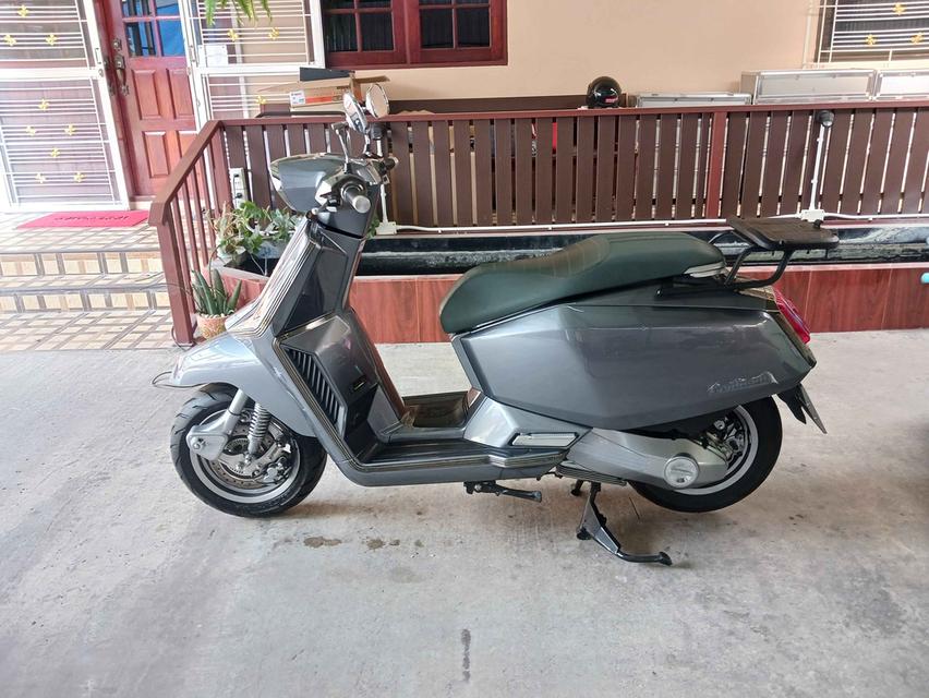 ขายรถมอเตอร์ไซต์ Lambretta x300 วิ่งน้อย 8xx กม