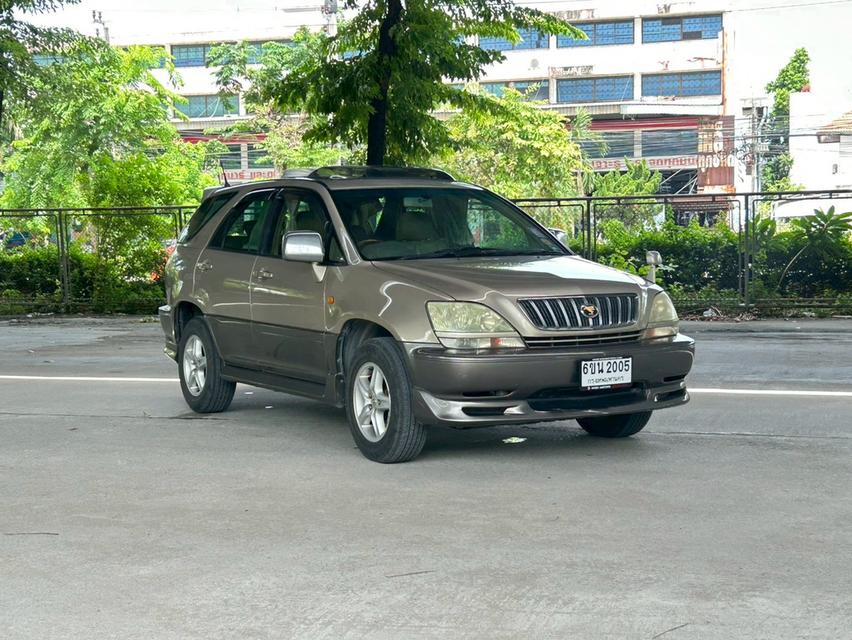 Toyota Harrier Year 2004