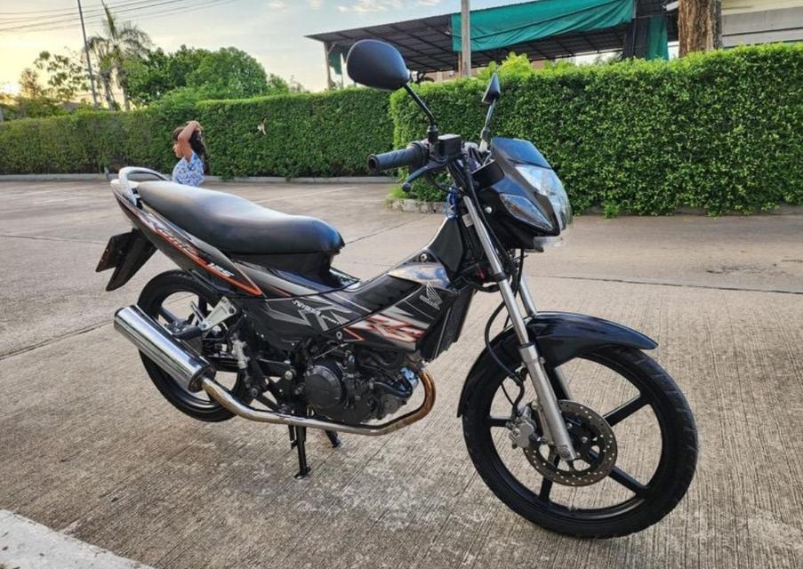 Honda Sonic 125  4