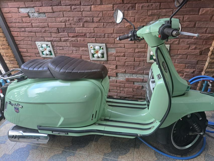 ขายรถมอไซค์มือสองคาสสิก Royal Alloy GP150