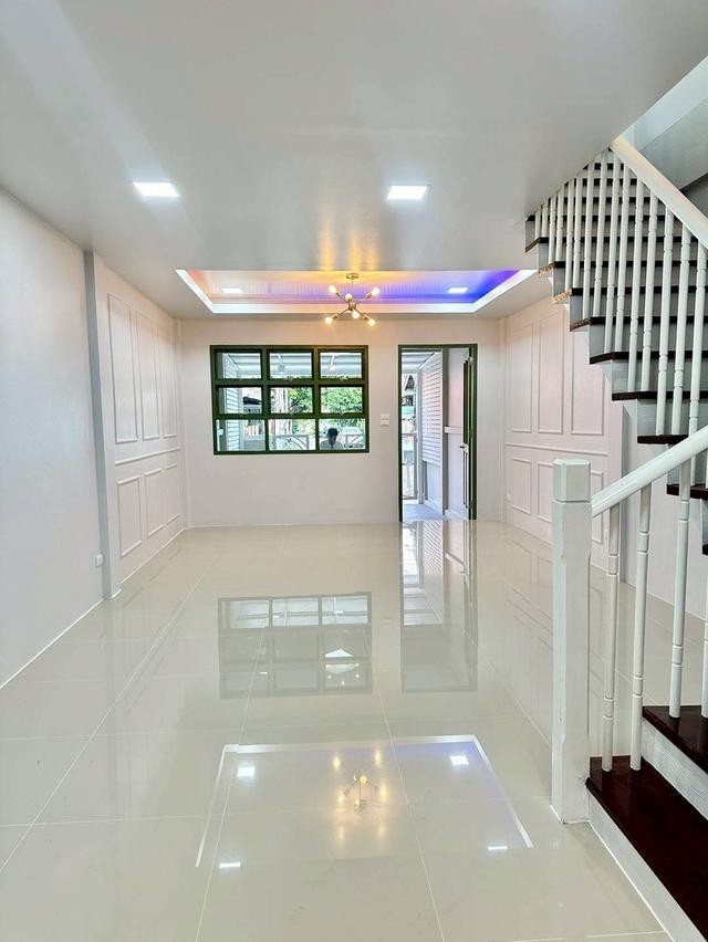บ้านสวยทำเลค้าขายได้ หมู่บ้านปิยวรารมย์ เฟส 1 ต้นโครงการ ถนนบ้านกล้วย–ไทรน้อย อำเภอบางบัวทอง นนทบุรี 7