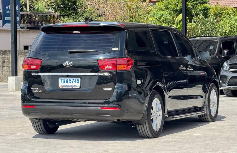 KIA GRAND CARNIVAL 2.2 EX ปี 2020 สวยมาก 2